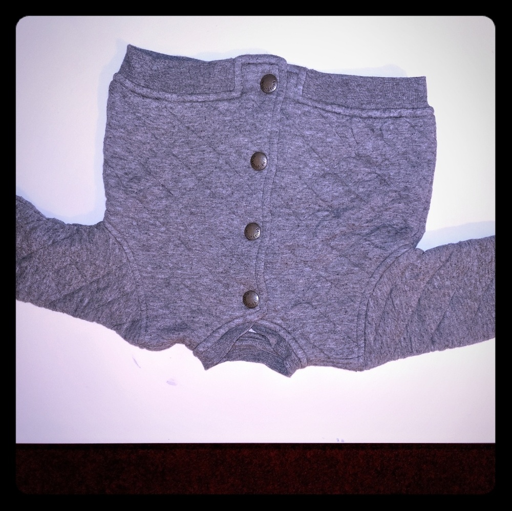 Grey belly button jacket